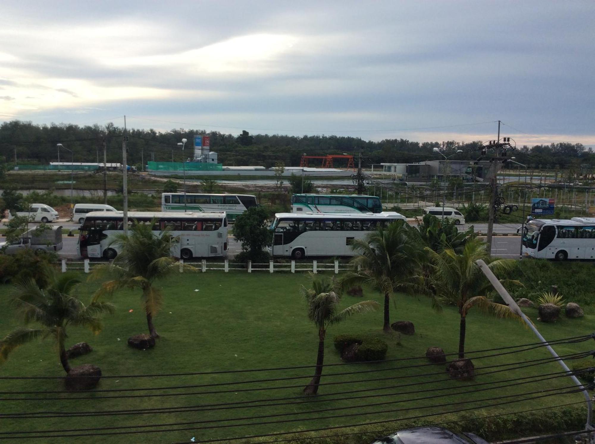Hubb Hostel Phuket Airport 奈扬海滩 外观 照片