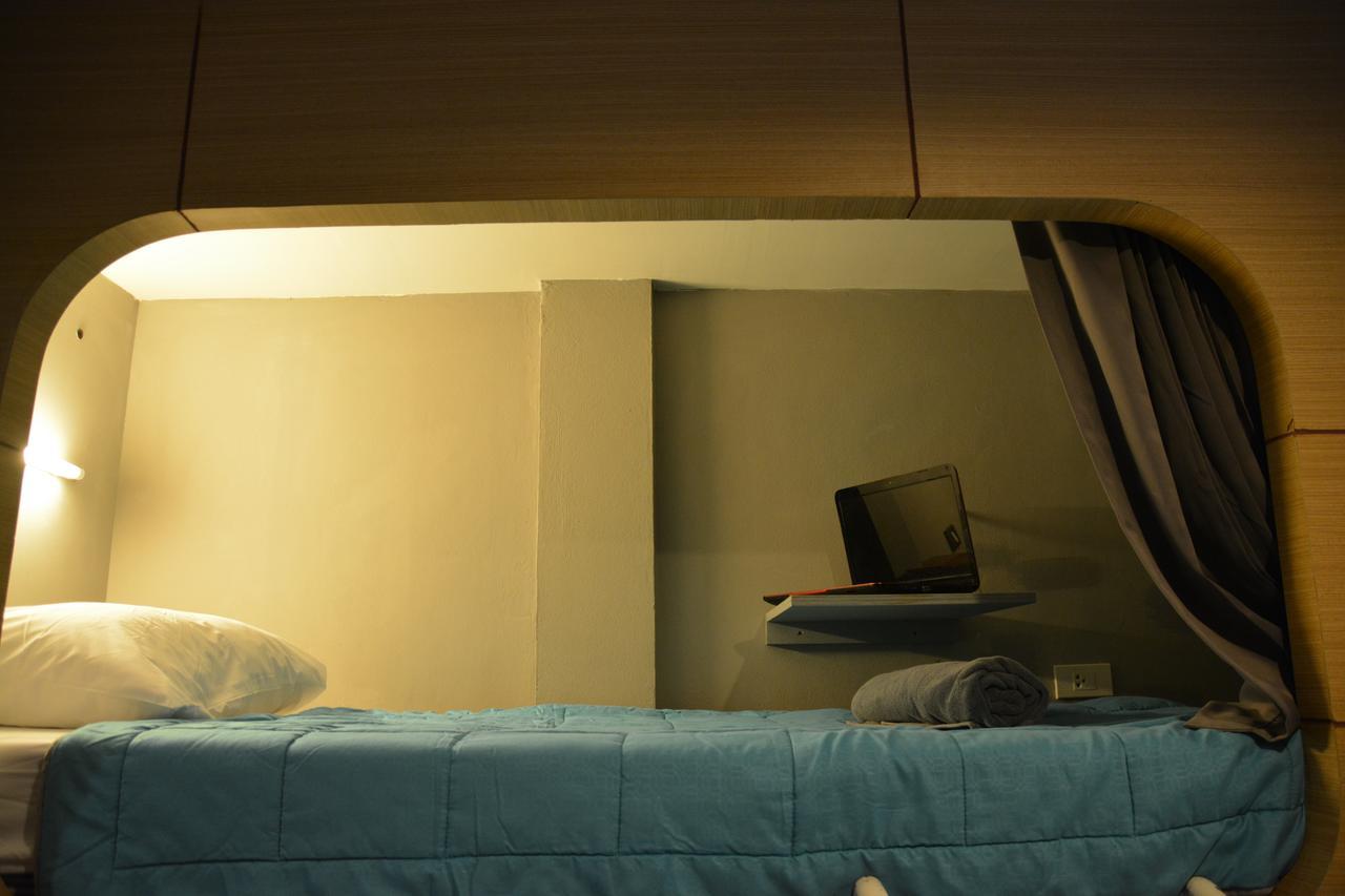 Hubb Hostel Phuket Airport 奈扬海滩 外观 照片