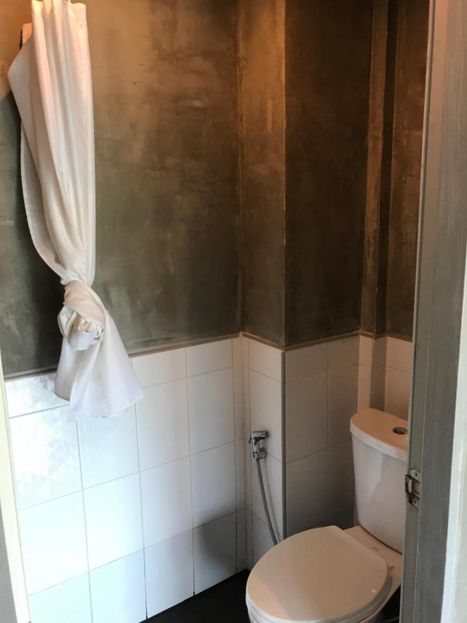 Hubb Hostel Phuket Airport 奈扬海滩 外观 照片