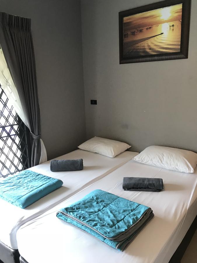 Hubb Hostel Phuket Airport 奈扬海滩 外观 照片