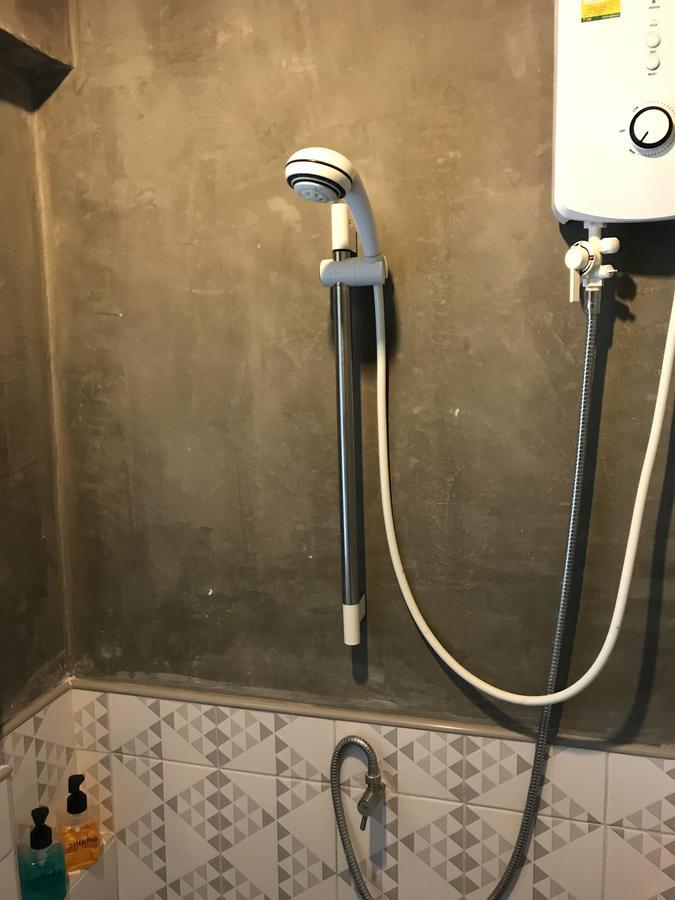 Hubb Hostel Phuket Airport 奈扬海滩 外观 照片