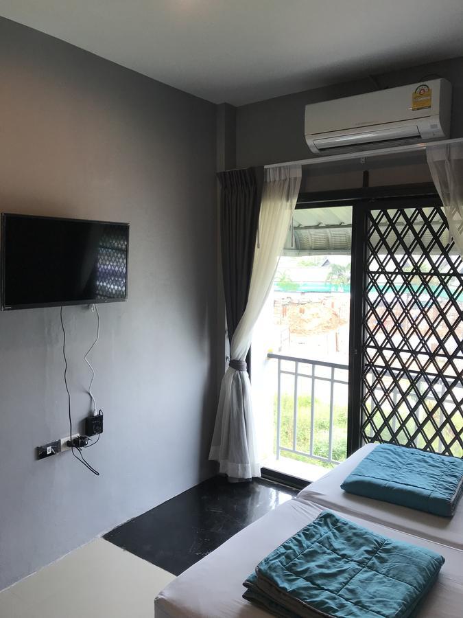 Hubb Hostel Phuket Airport 奈扬海滩 外观 照片